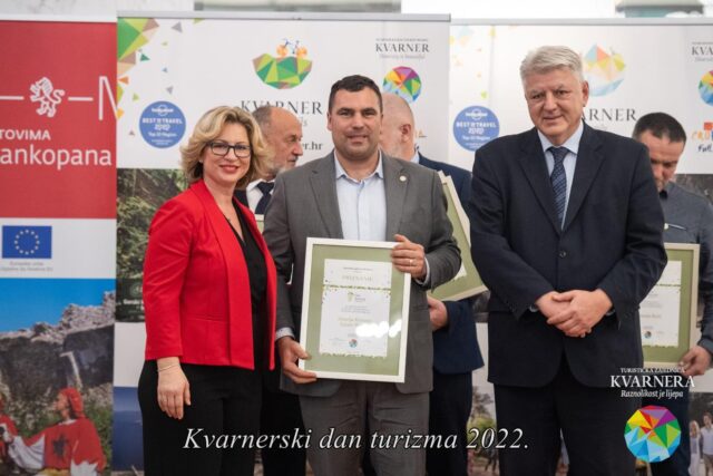 Katunar, direktorica TZ Kvarnera Irena Peršić Živadinov i Zlatko Komadina