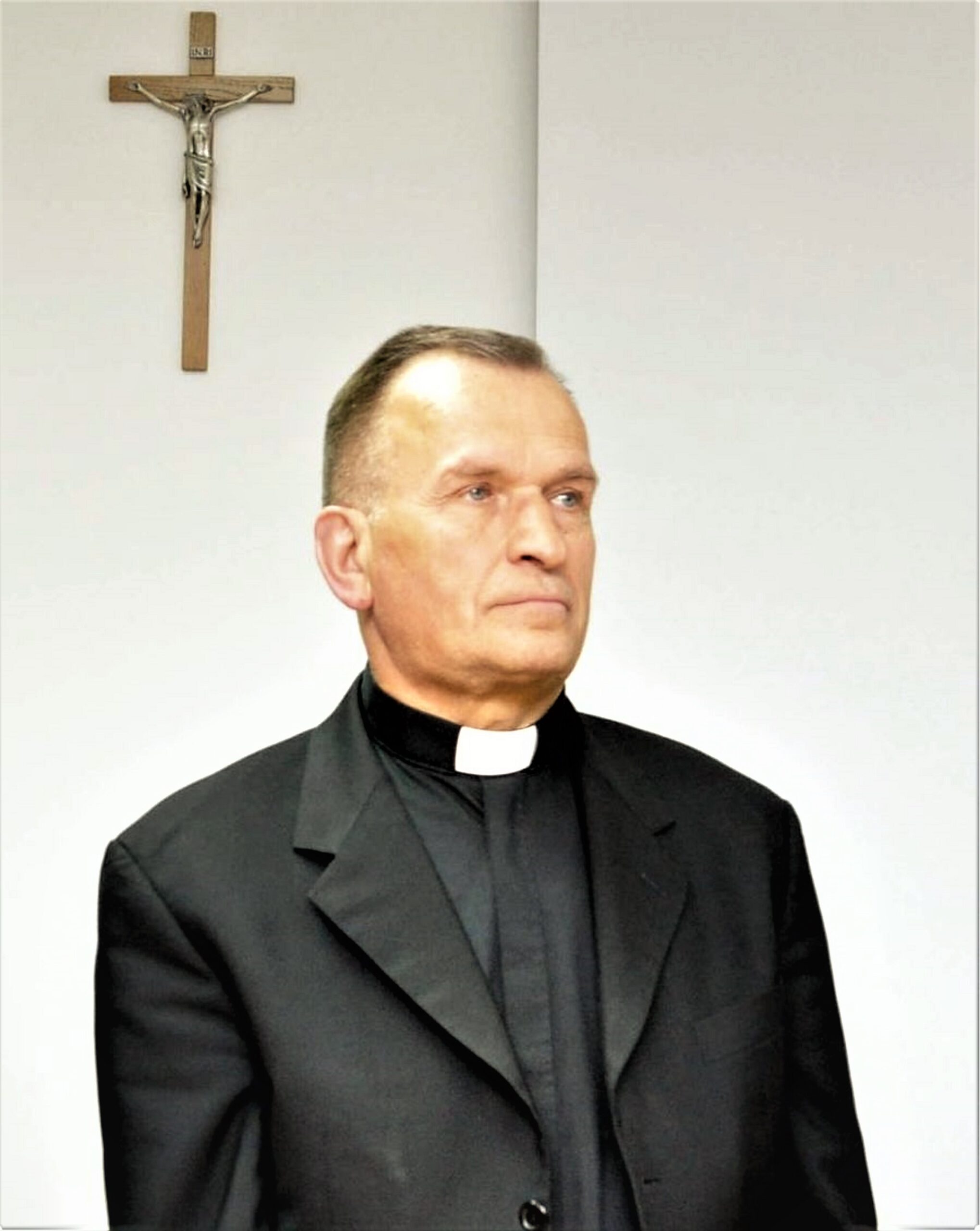 Mons Valentin Pozaić