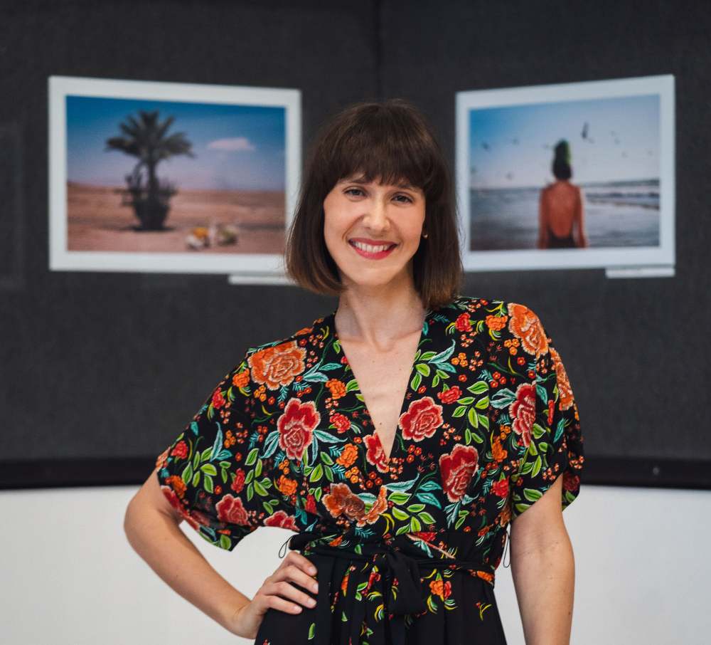 Saluti dal mondo – otvorena izložba Marcelle Zanki u Galeriji fotografije Fotokluba Split