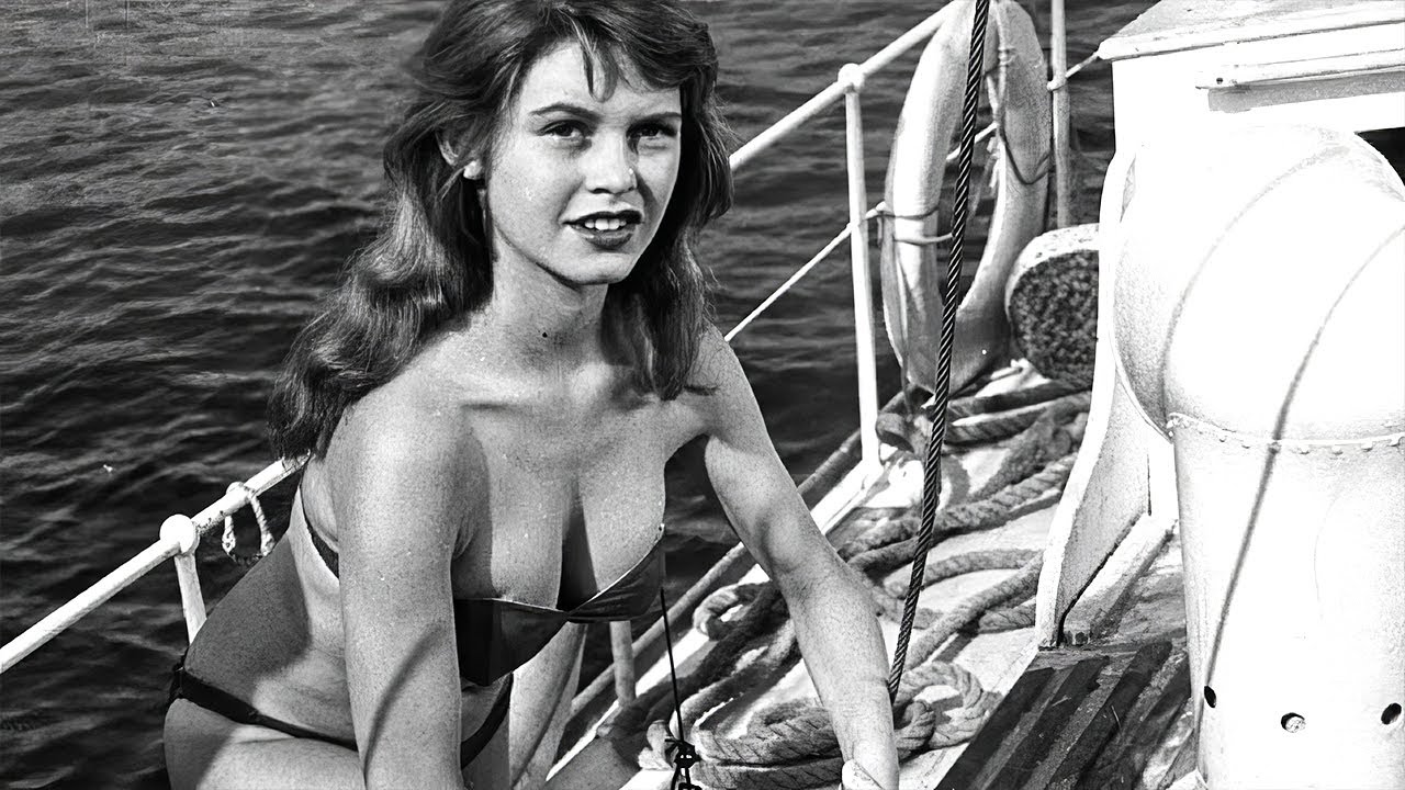 Brigitte Bardot | Manina, djevojka bez vela (1952) | POGLEDAJTE FILM