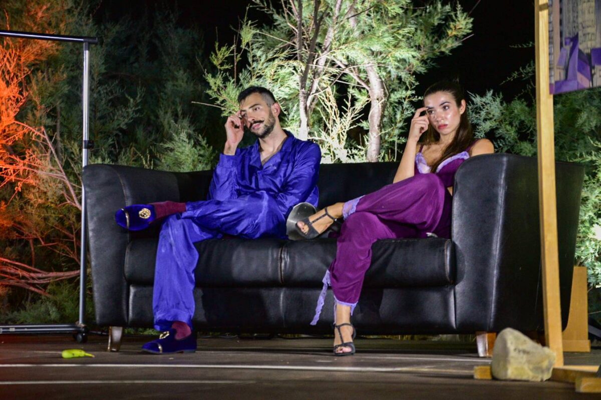 Delirij u dvoje.byElvisŠmit