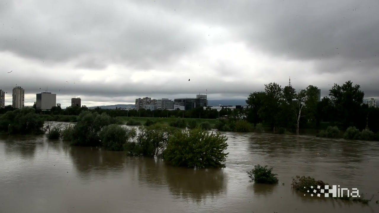Sava kod Zagreba izlila se nakon nevremena u Sloveniji