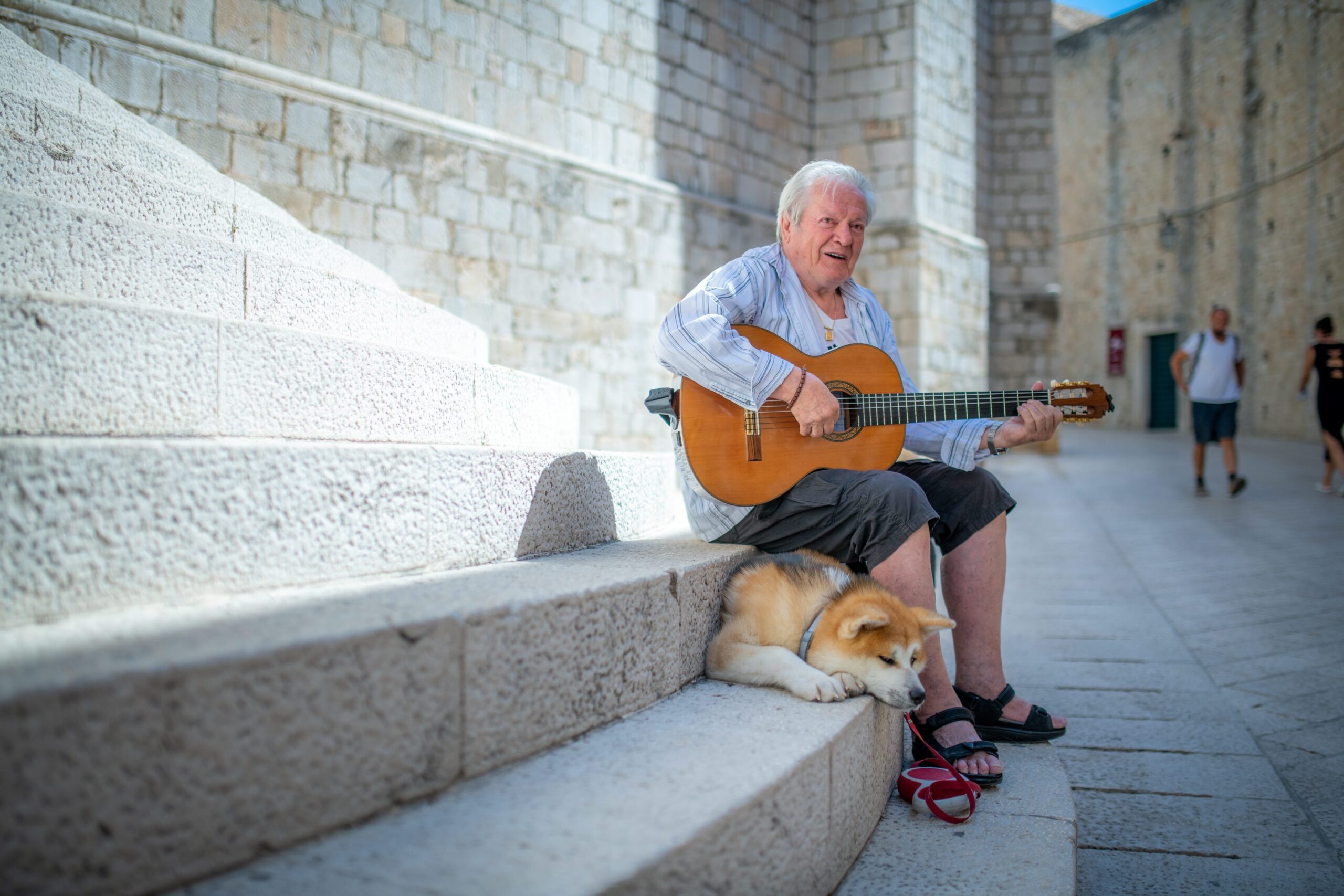 KONCERT IBRICE JUSIĆA NA „SKALINAMA“ OSJEČKE DONJODRAVSKE OBALE!