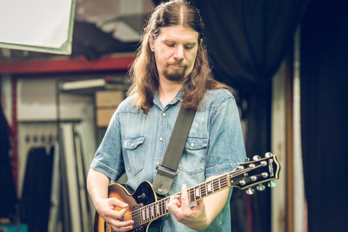 DAVOR ČUKELJ - Photo by Igor Bogdanović - Shortest Path (2)