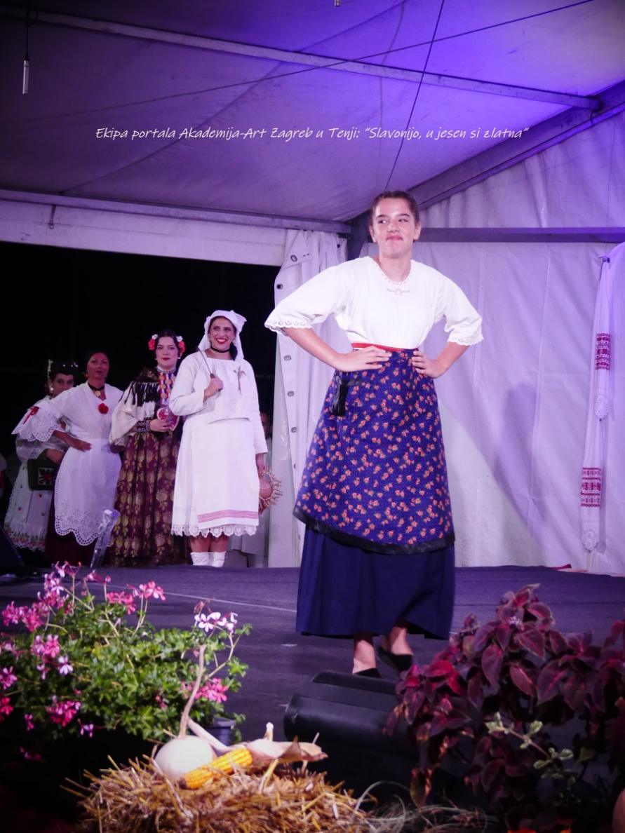 Ekipa portala Akademija-Art Zagreb u Tenji ”Slavonijo, u jesen si zlatna” (15)