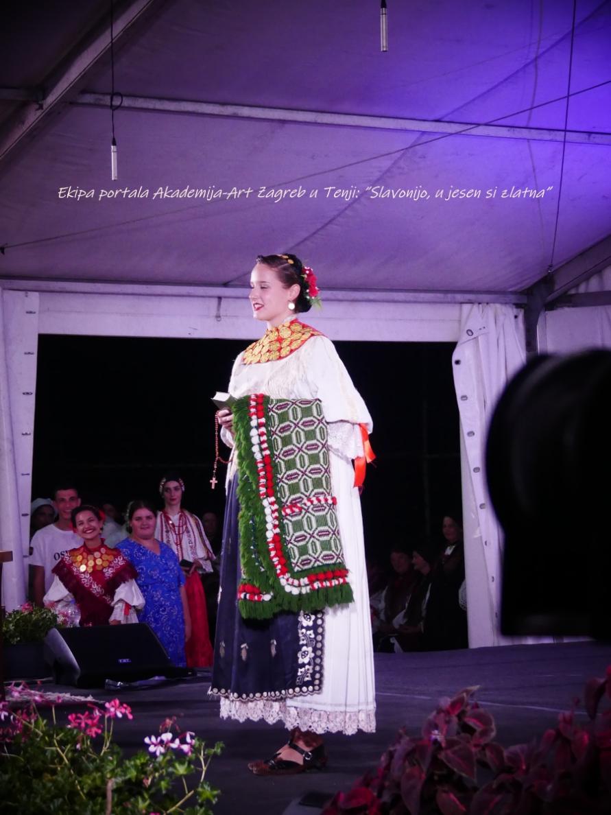 Ekipa portala Akademija-Art Zagreb u Tenji ”Slavonijo, u jesen si zlatna” (8)