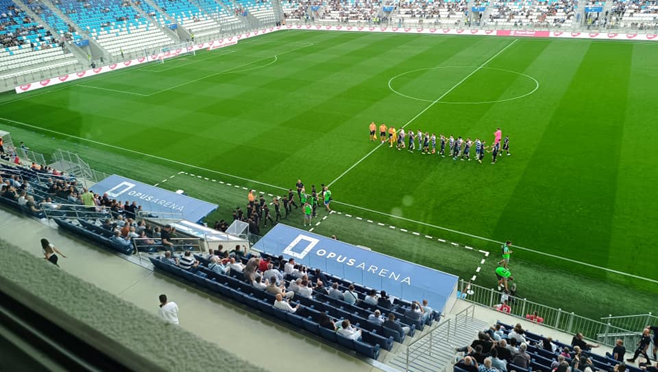 Uprava odlazi i Kule odlazi odjekivalo je Opus arenom