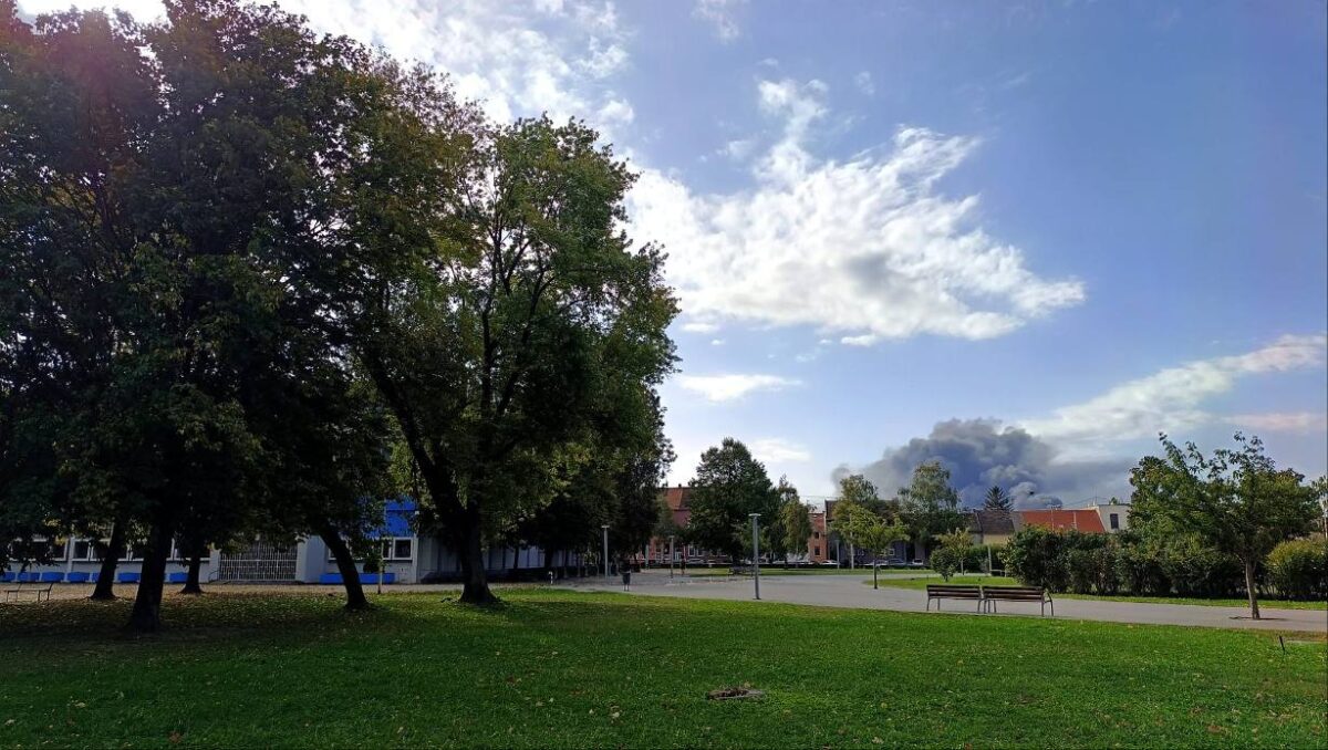 I dalje traje borba s požarom u prostorima Drave International