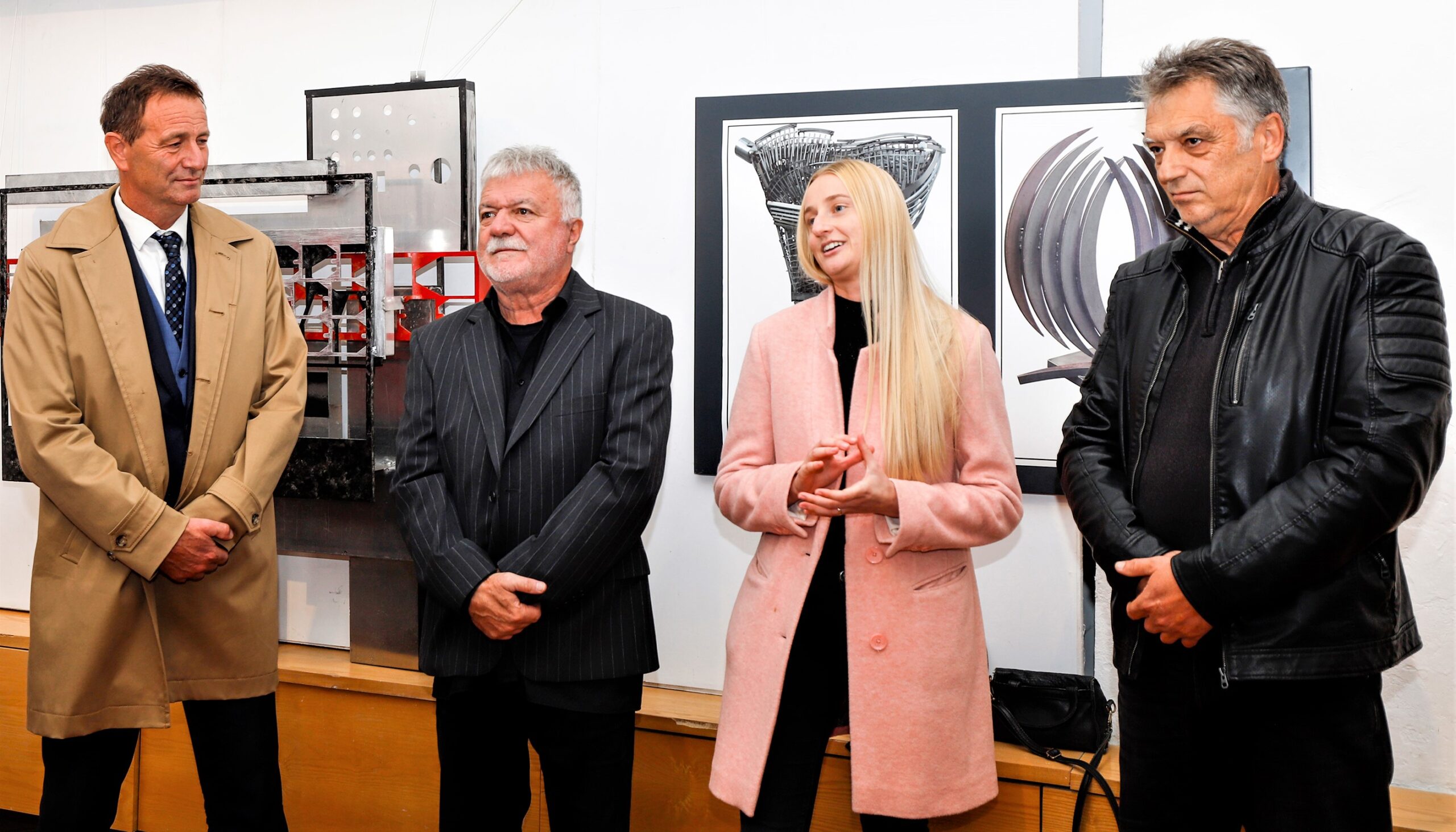Izložba Nenada Opačića U Galeriji Hdlu Varaždin 2023