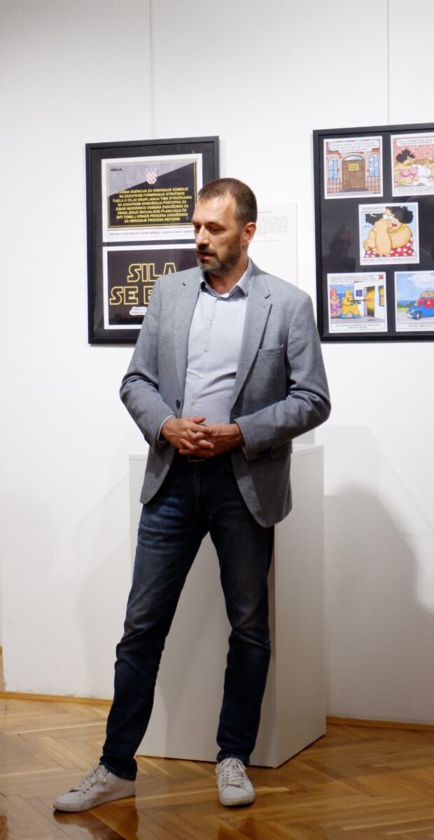 Retrospektivna izložba Nika Titanika završava višegodišnje putovanje u sklopu Fra Ma Fu festivala (37)