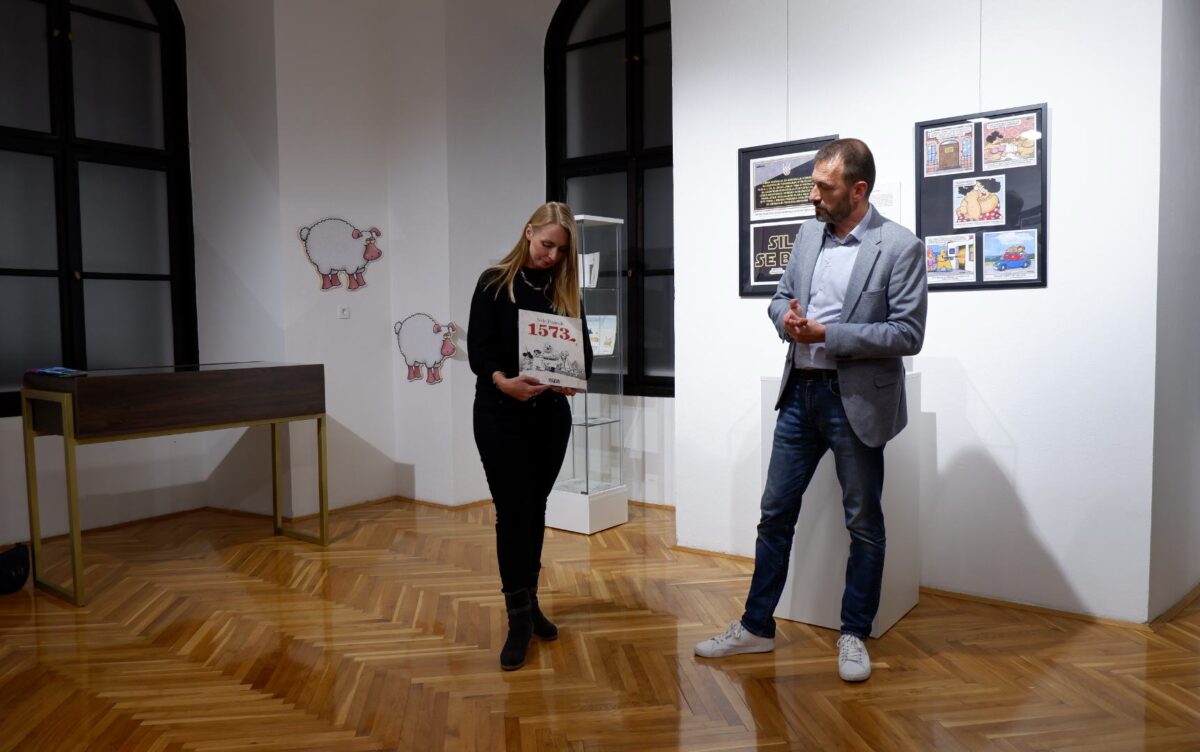 Retrospektivna izložba Nika Titanika završava višegodišnje putovanje u sklopu Fra Ma Fu festivala (42)