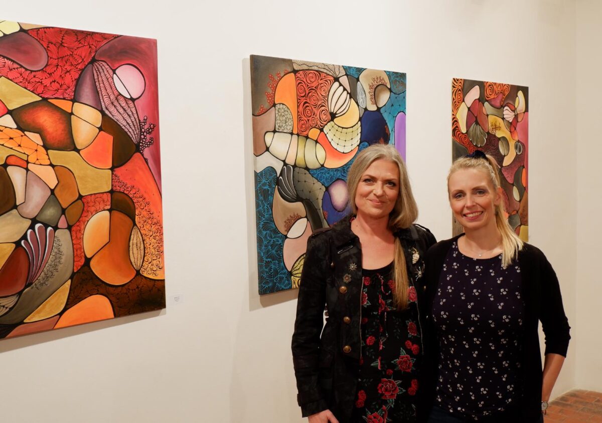 Samostalna Izložba mentalni Vrtovi akademske Umjetnice maje Cipek otvorena Je U karlovačkoj Galeriji Zilik (2)