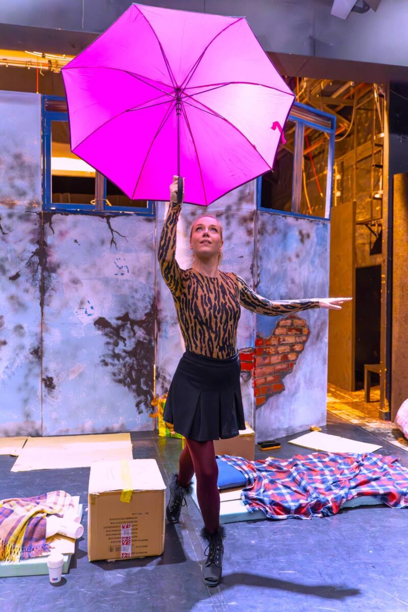 Mi Tu Samo Spavamo 9