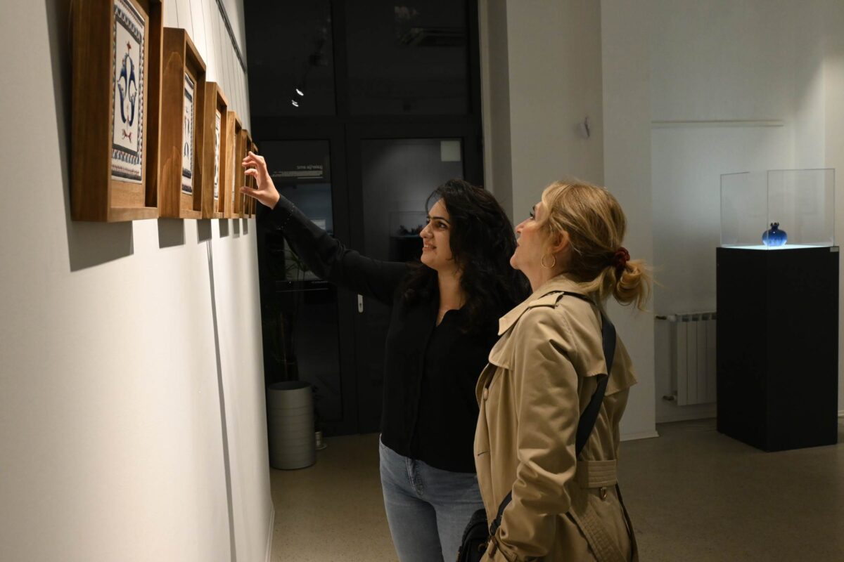 U Zagrebu Otvorena Prva Samostalna Izložba Armenske Umjetnice Aline Gishyan (12)