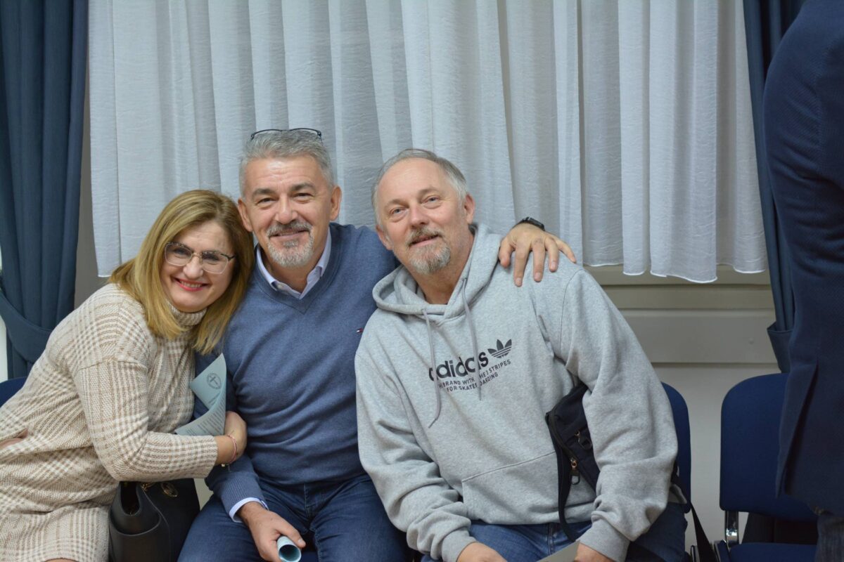 Hkld 16 Božićna Izložba 2023 (16)