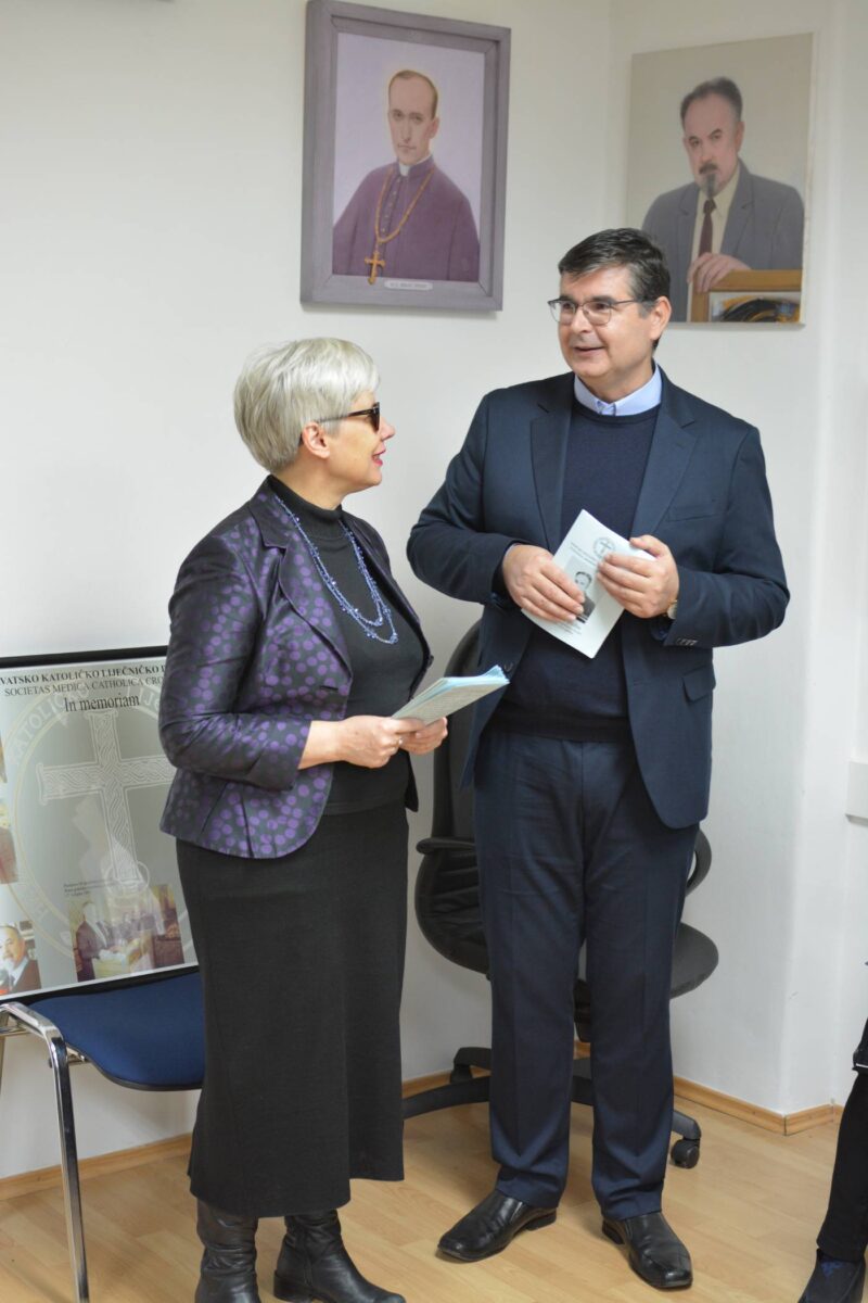 Hkld 16 Božićna Izložba 2023 (3)