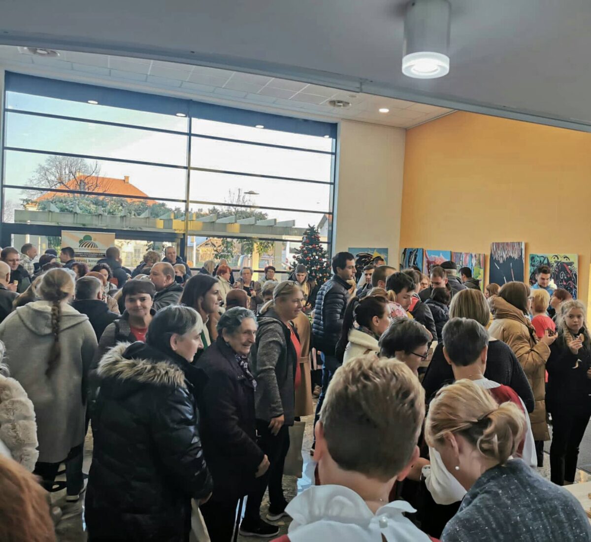 Samostalna Izložba Mladena Žunjića U Novom Mestu (8)