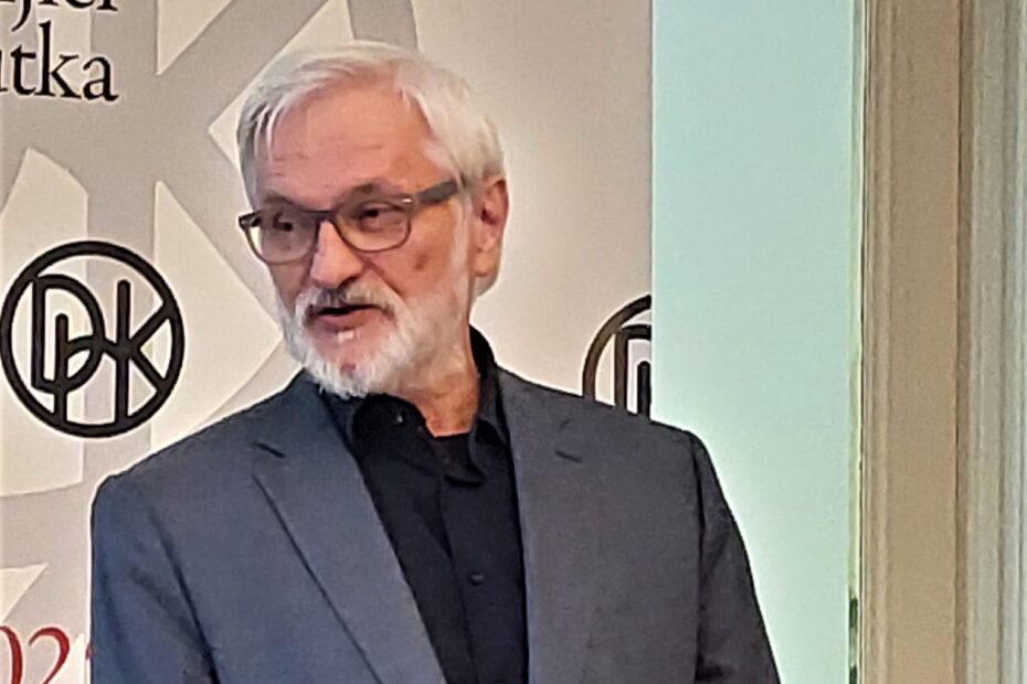 Istarska Prikazanja Knjiga Borisa Senkera Predstavljena U Društvu Hrvatskih Književnika (2)