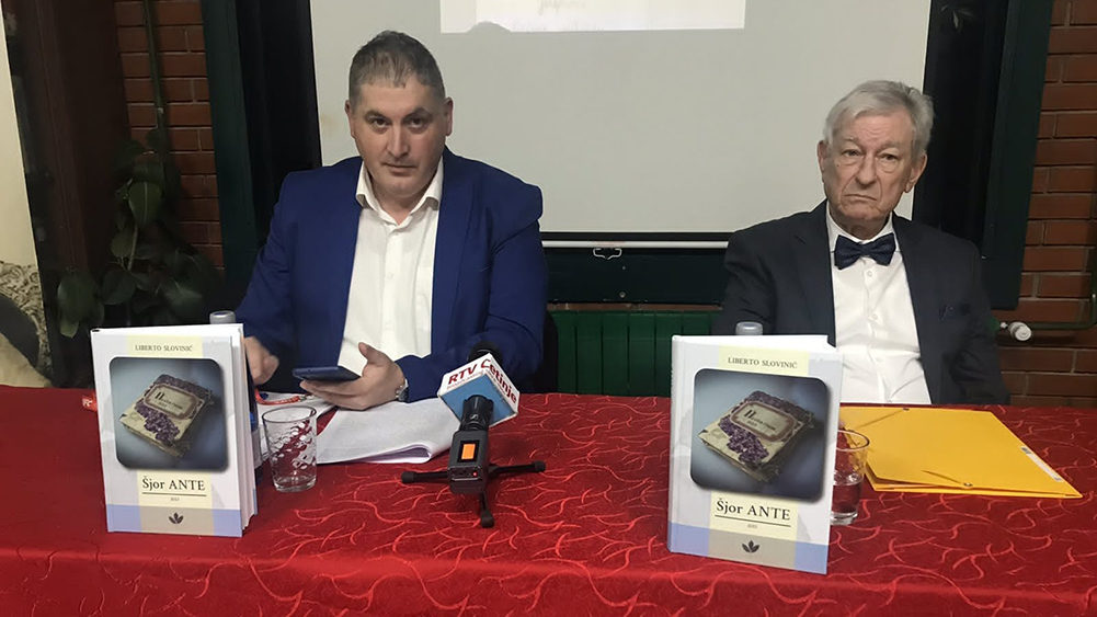 Sa Promocije Drugog Toma Trilogije Herbarijum 1899, Šjor Ante Autora Liberta Boba Slovinića