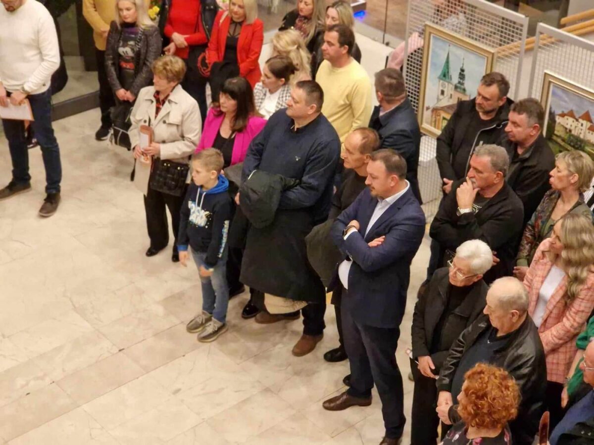 Gdje Se Zemlja Susreće S Dušom Reportaža Sa Svečansti Otvaranja Izložbe Brigite Vitez (18)