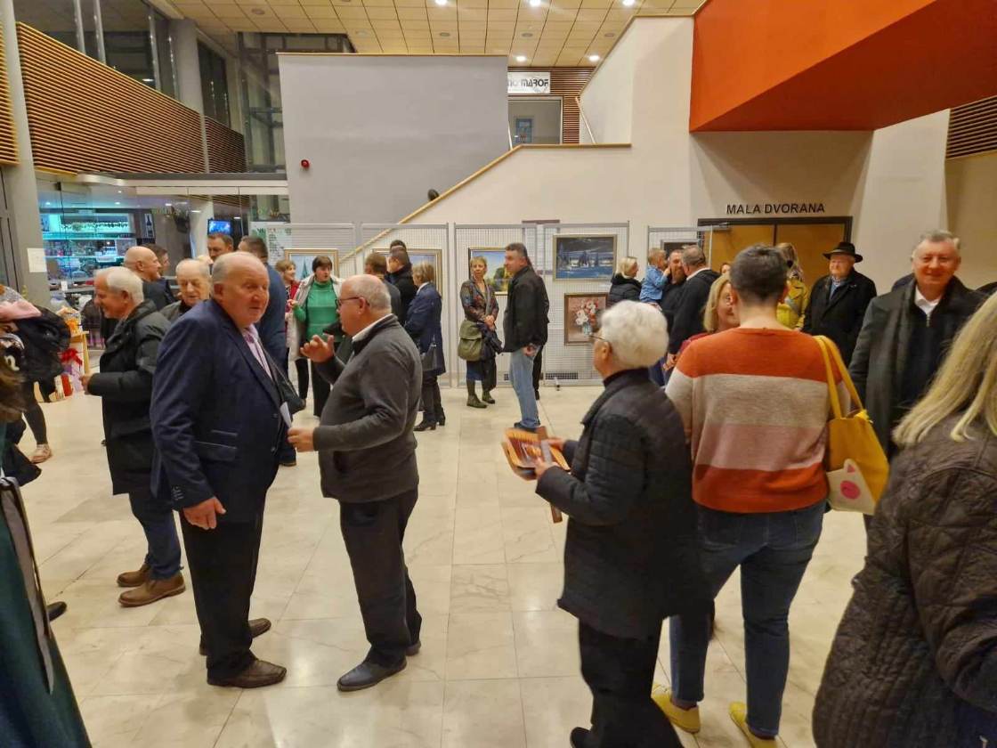 Gdje Se Zemlja Susreće S Dušom Reportaža Sa Svečansti Otvaranja Izložbe Brigite Vitez (58)