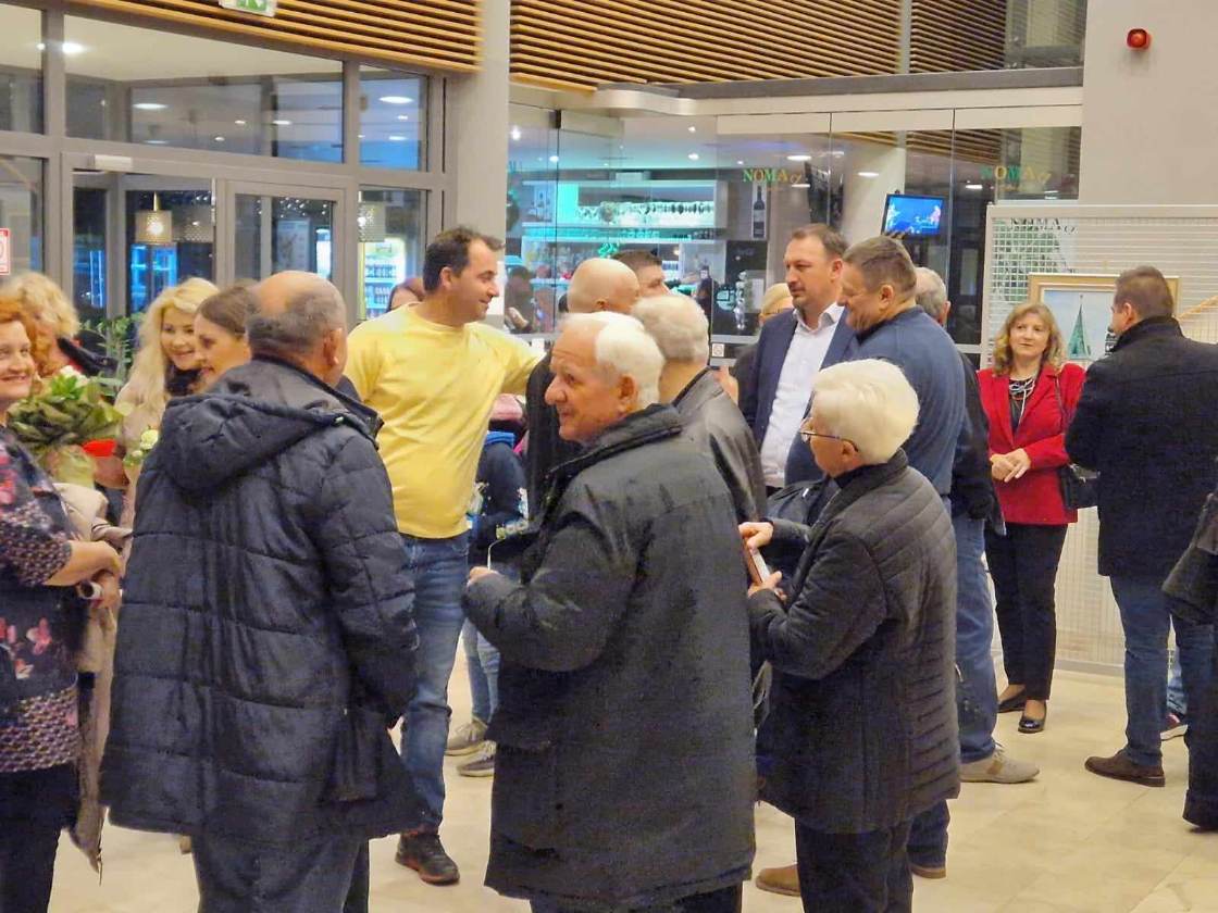 Gdje Se Zemlja Susreće S Dušom Reportaža Sa Svečansti Otvaranja Izložbe Brigite Vitez (67)