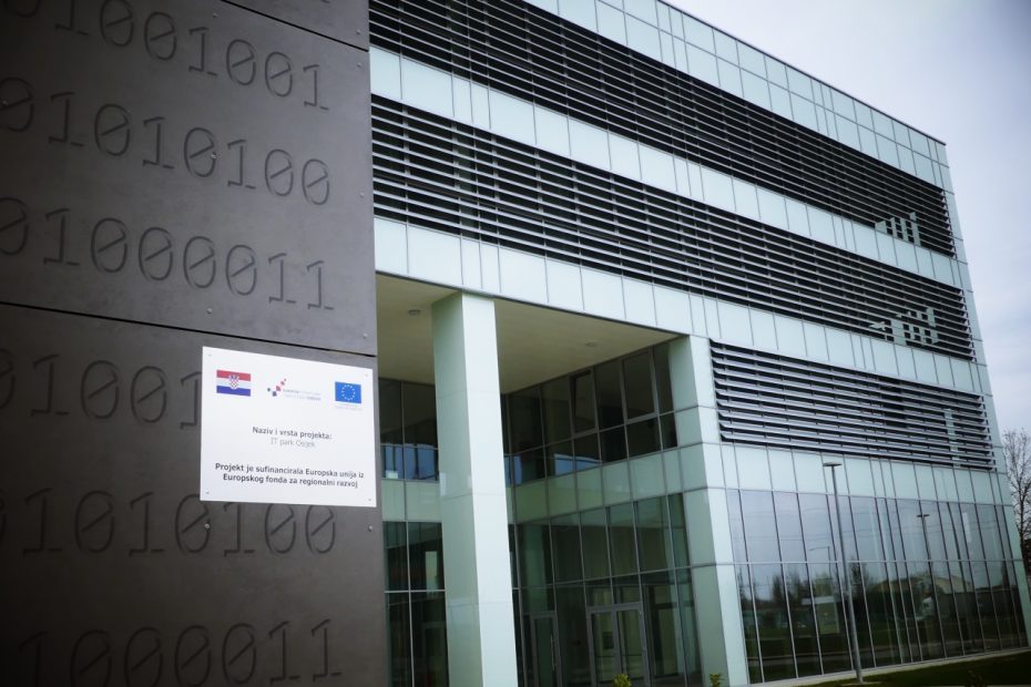 U Osječkom It Parku Završeni Su Radovi Na Izgradnji I Opremanju It Poslovnog Centra
