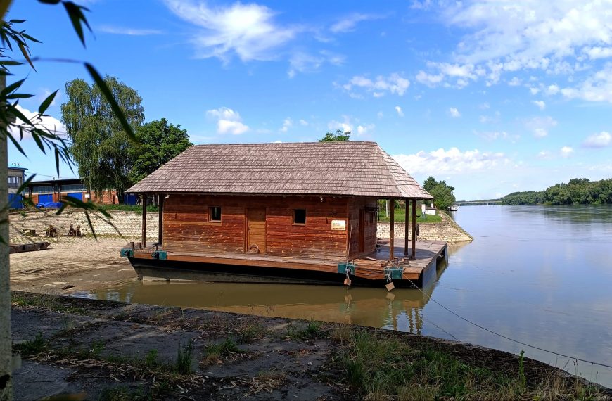 Vodenica na Dravi, najveći mlin-brod u Hrvatskoj