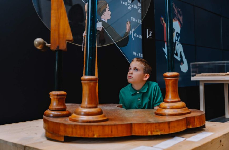 Jeste li znali da je Nikola Tesla bio ukoren zbog ocjene iz matematike?