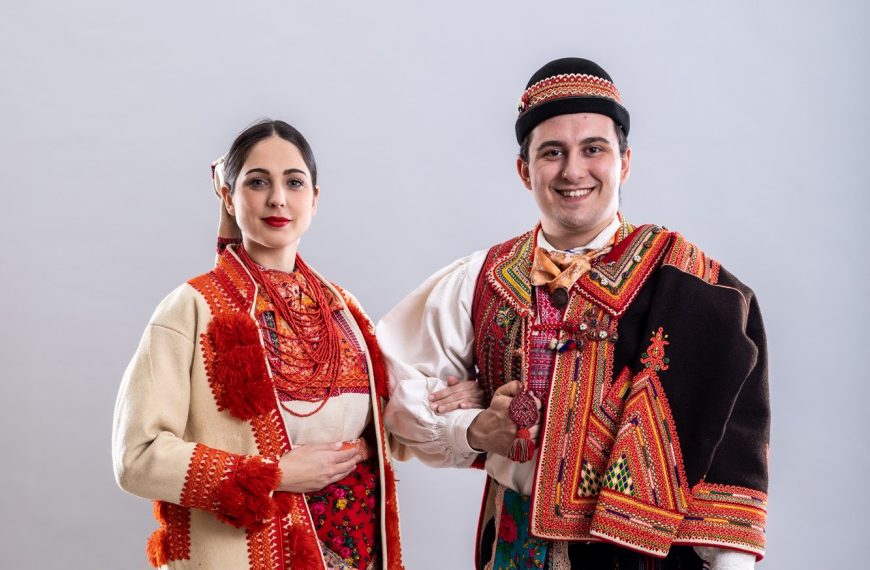 OBUCI TRADICIJU – fotografiranje u narodnim nošnjama u čast Gradu Zagrebu