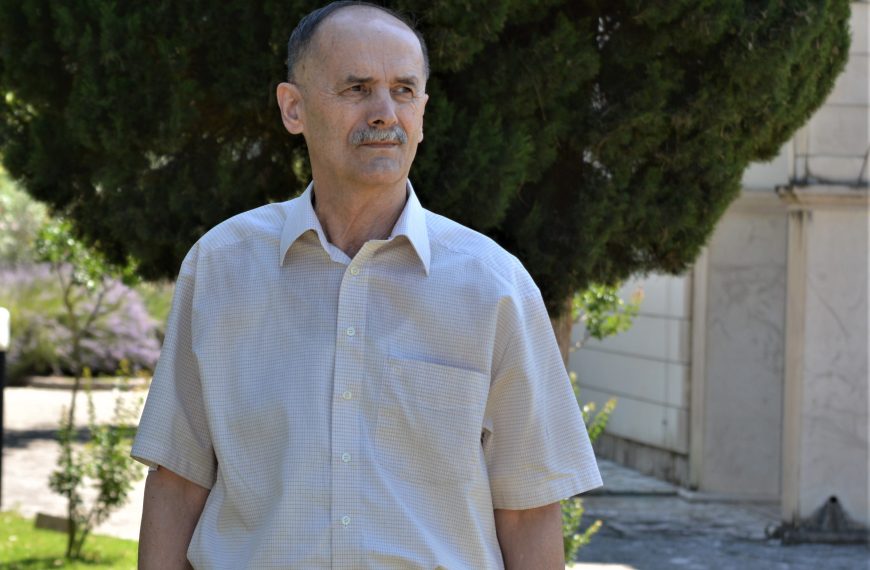 Poezija neumskog književnika i akademika Pere Pavlovića prevedena na grčki jezik