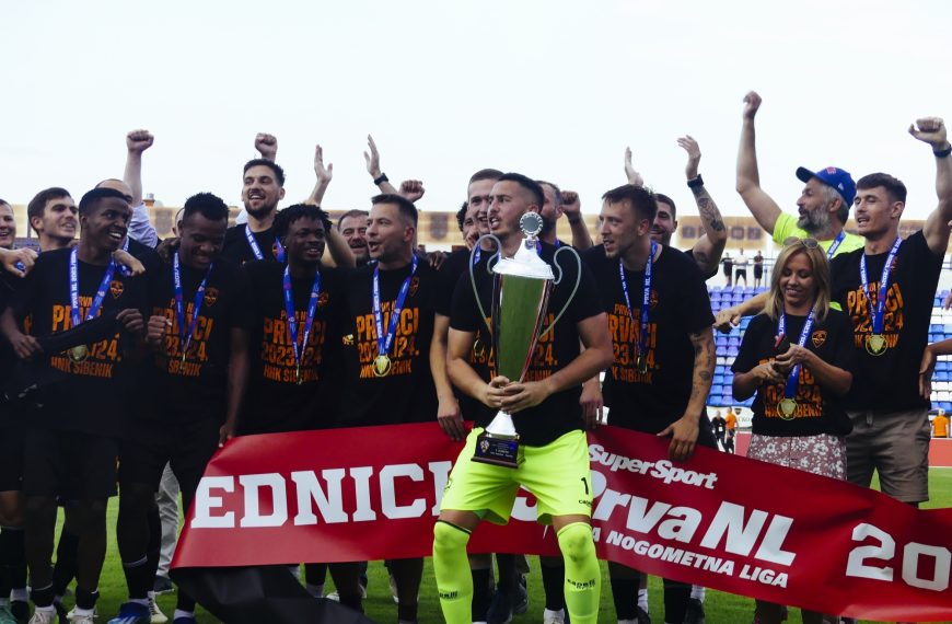 FOTO Momčad Marija Carevića osvojila je naslov prvaka Prve nogometne lige