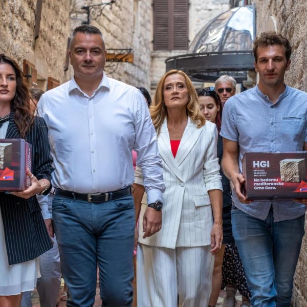 HRVATSKI GLAS KOTORA – PROF. DIJANA MILOŠEVIĆ PREDVODI LISTU HGI