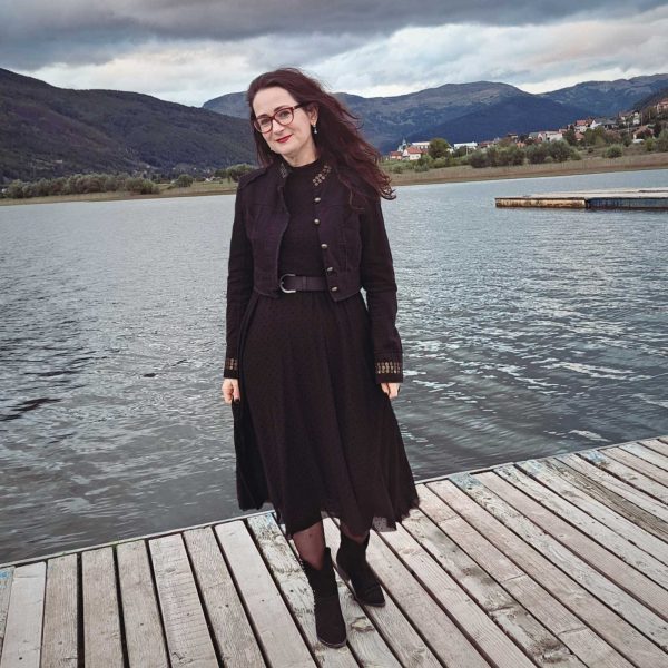 Esej o književnici dr. Melidi Travančić i osvrt na novu zbirku poezije