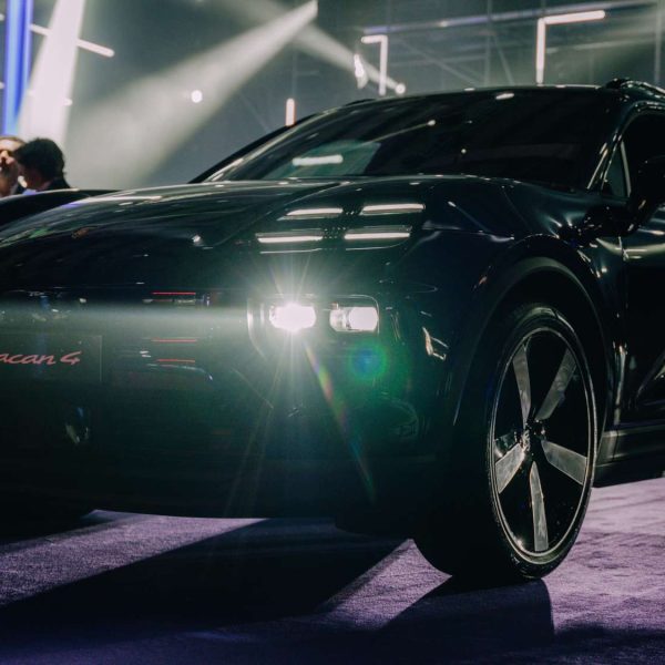 Predstavljen novi Porsche Macan – umjetnost pokreta s električnim srcem