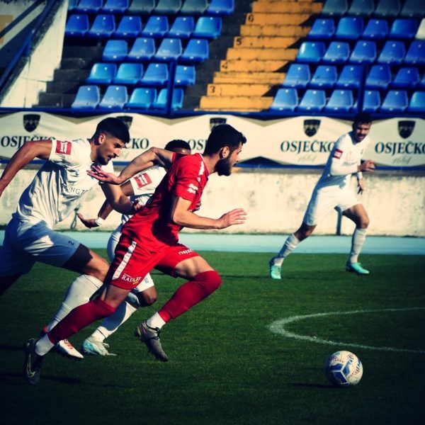 FOTO Zrinski Osječko 1664 : Vukovar 1991 1:3 (0:1)