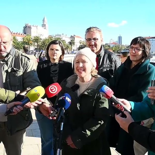 Konferencija za novinare Ivane Kekin