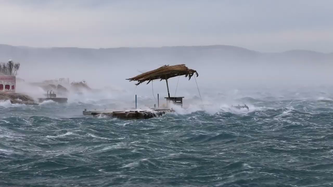 Olujna bura na Jadranu