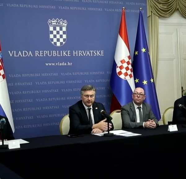 Potpisan Dodatak IV. Kolektivnom ugovoru za državne službenike i namještenike