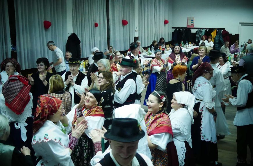 Akademija-Art: Šokačko prelo u Osijeku