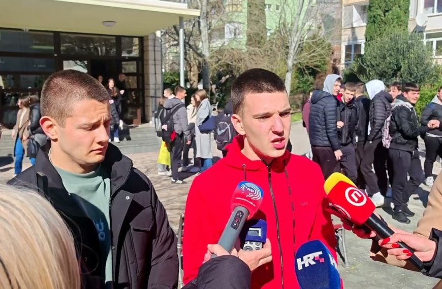Srednjoškolaci traže kvalitetnije mjere od zaključavanja ulaznih vrata škole