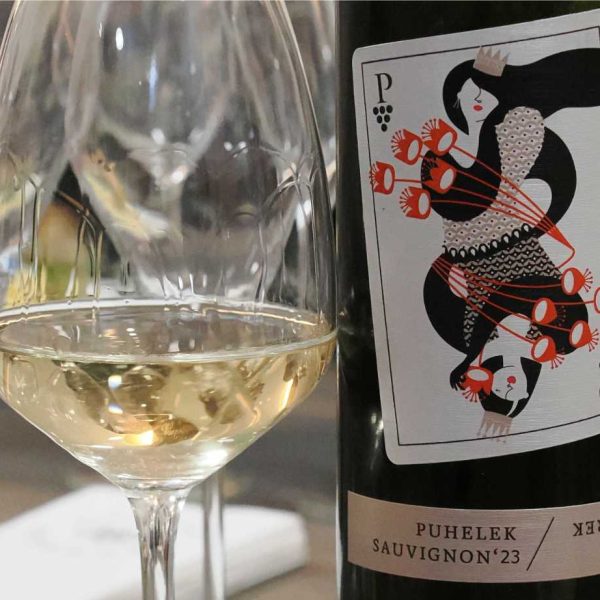 Vina koje rade žene za uživanje na Dan žena