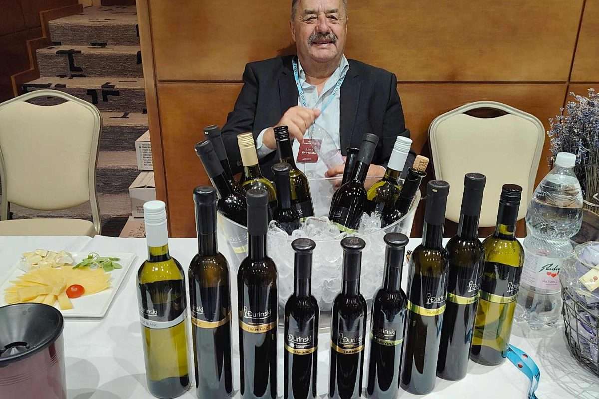 Plitvice Wine & Gastro u hotelu Jezero