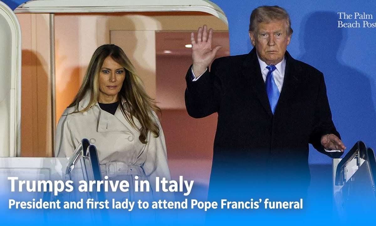 Dolazak predsjednika Trumpa s Melanijom Trump na sprovod pape Franje