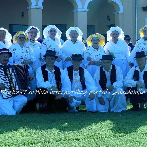 U najavi 20. jubilarno Ivanjsko sijelo u Vladislavcima