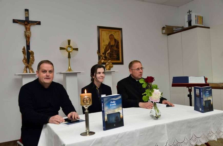 Ovdje je sada – promocija knjige dr. Andre Horić