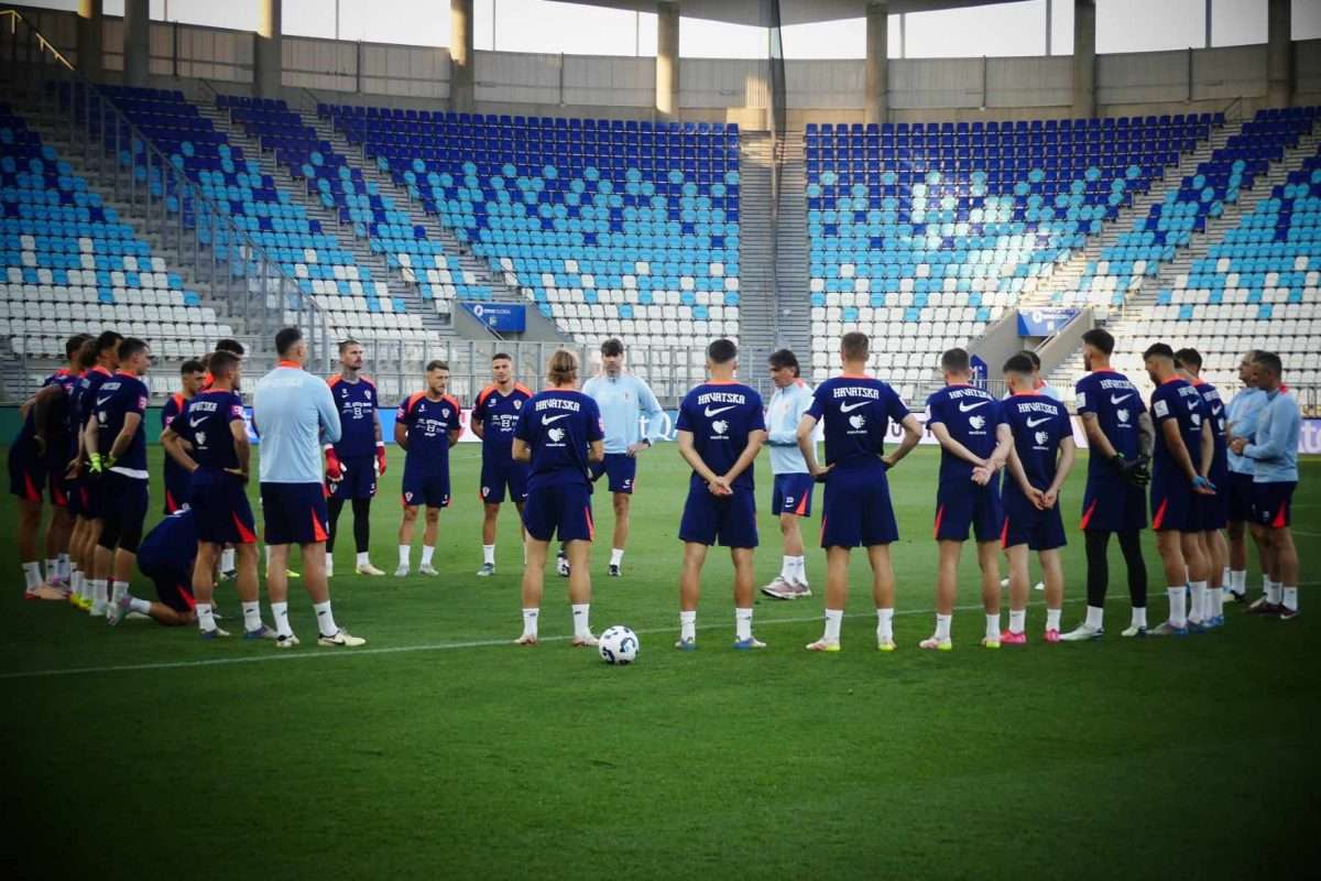 FOTO Vatreni trenirali na Opus Areni