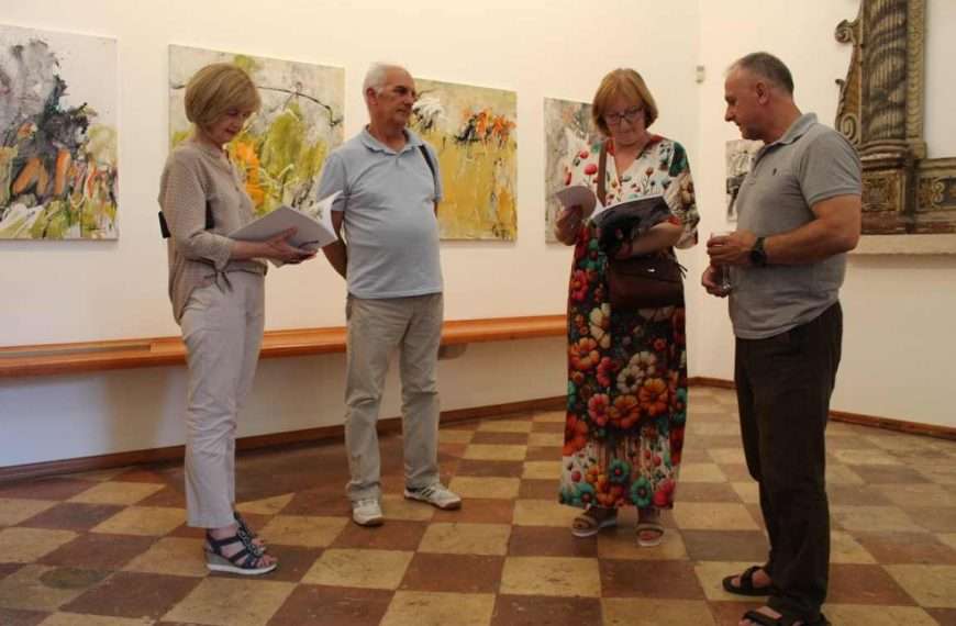 Ples boja Bashkima Mexhitia