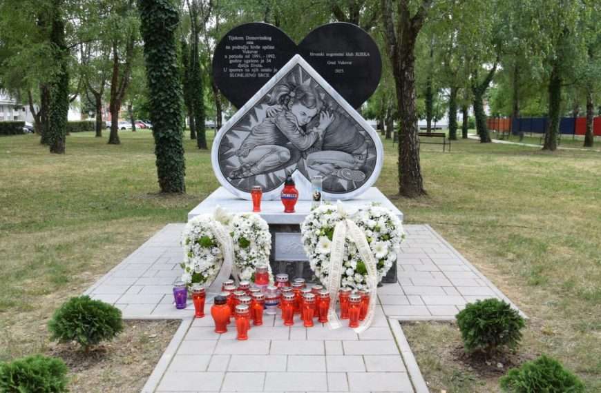 Spomenik koji će zauvijek govoriti tišinom – Slomljeno srce Vukovara