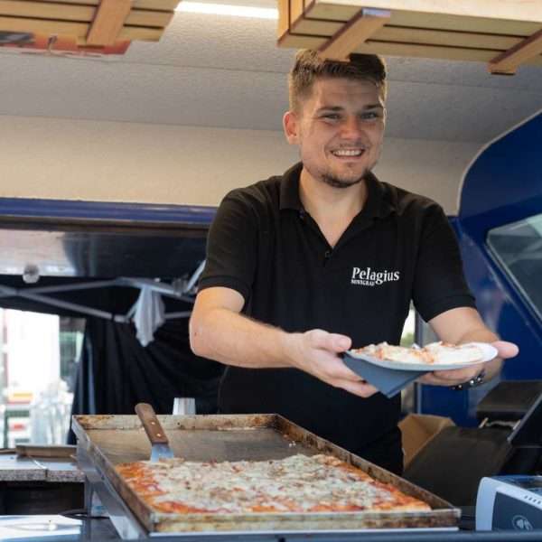 Istra kuša iz ruke – burgeri, pizze i drugi street food na umaškom turniru